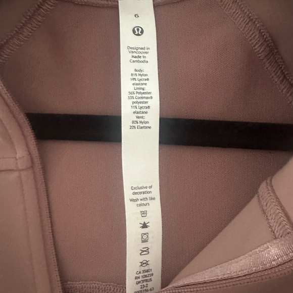 Lululemon cropped define jacket - Picture 4 of 4